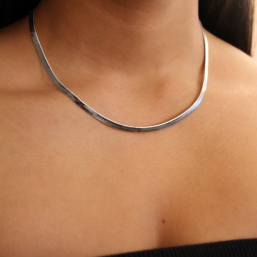 silver herringbone chain. silver chain. layering chain. Street Style Jewelry. Affordable Jewelry. Stainless Steel Jewelry. Sterling Silver Jewelry. Gold Plated Jewelry. Rose Gold Plated Jewelry. Cubic Zirconia Jewelry. High Quality Jewelry. Canadian Small Business. Dainty Jewelry. Tennis Chain. Men's Jewelry. Rope Chain. Herringbone Jewelry. Signet Ring. Baguette Ring. Women's Jewelry. 